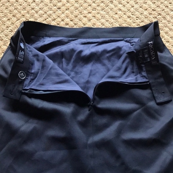 Escada Pure Virgin Wool Skirt - Picture 6 of 6